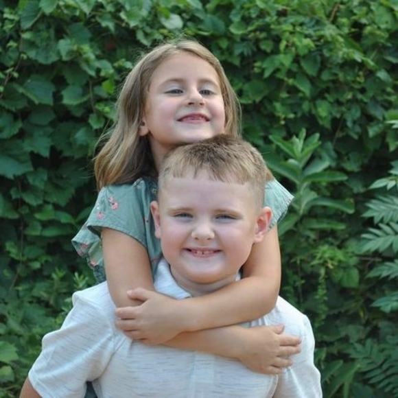 Meet your Posher, Brandy - Picture 1 of 1